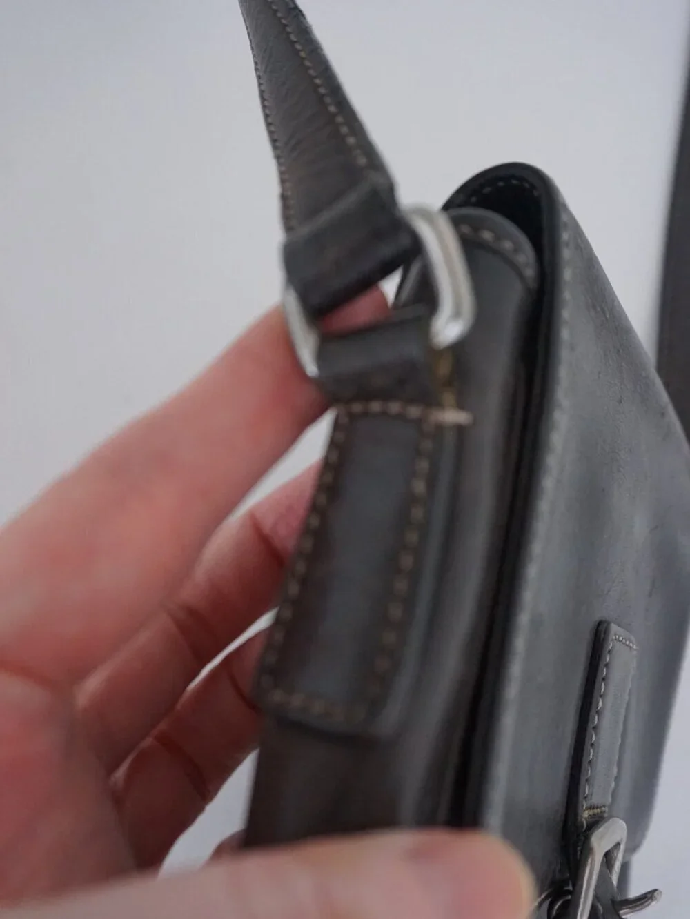 Vintage Coach 7775 Black Leather Buckle Flap Crossbody Structured Shoulder Bag - Picture 6 of 16